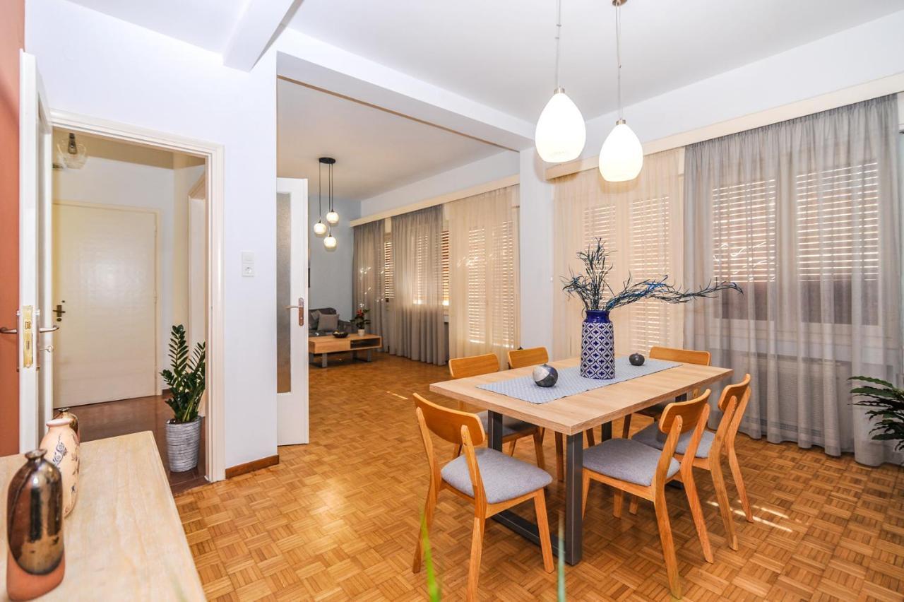 The Elegant. Spacious City Center Apartment. Ираклион Экстерьер фото